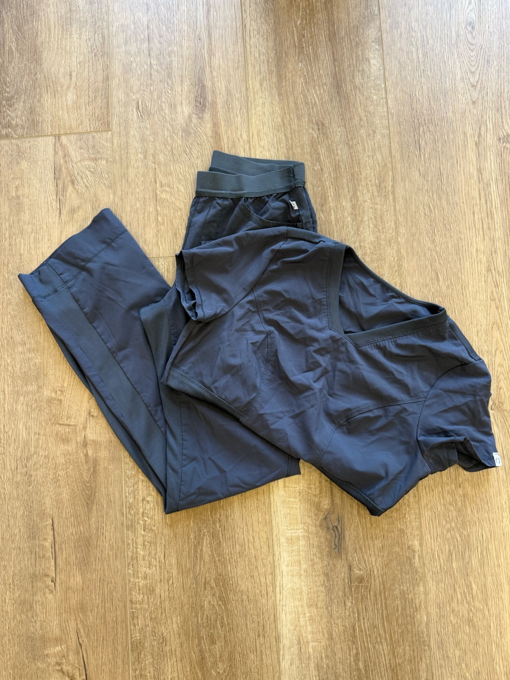 Cherokee-infinity scrub set